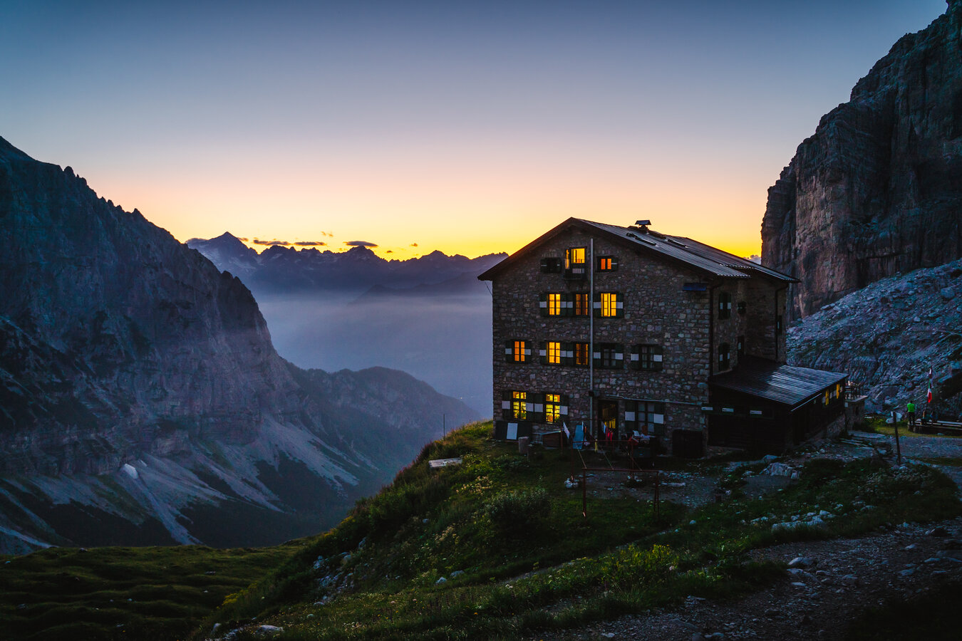 Berghütten Der Brenta, Des Adamello Und Der Carè Alto