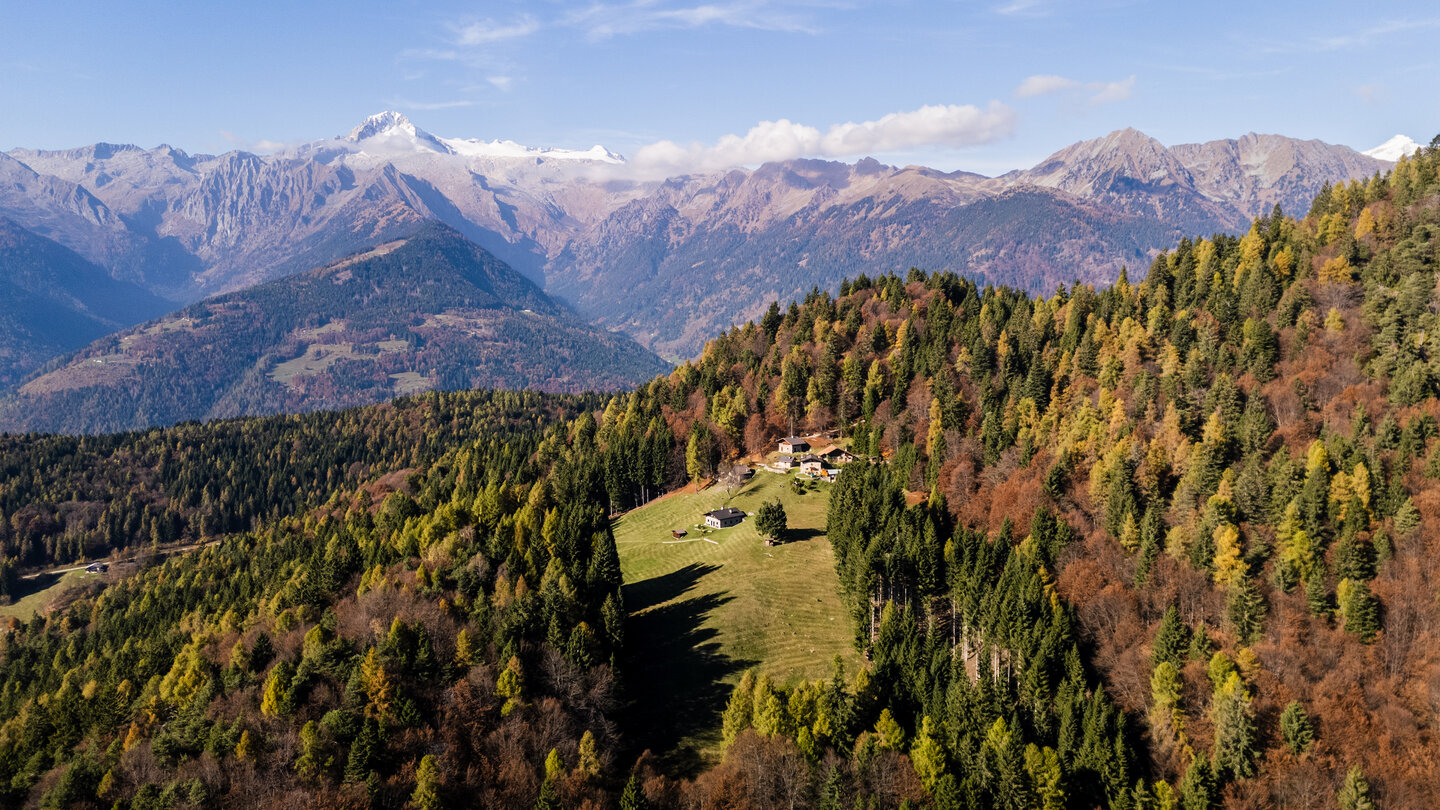 Val Manez