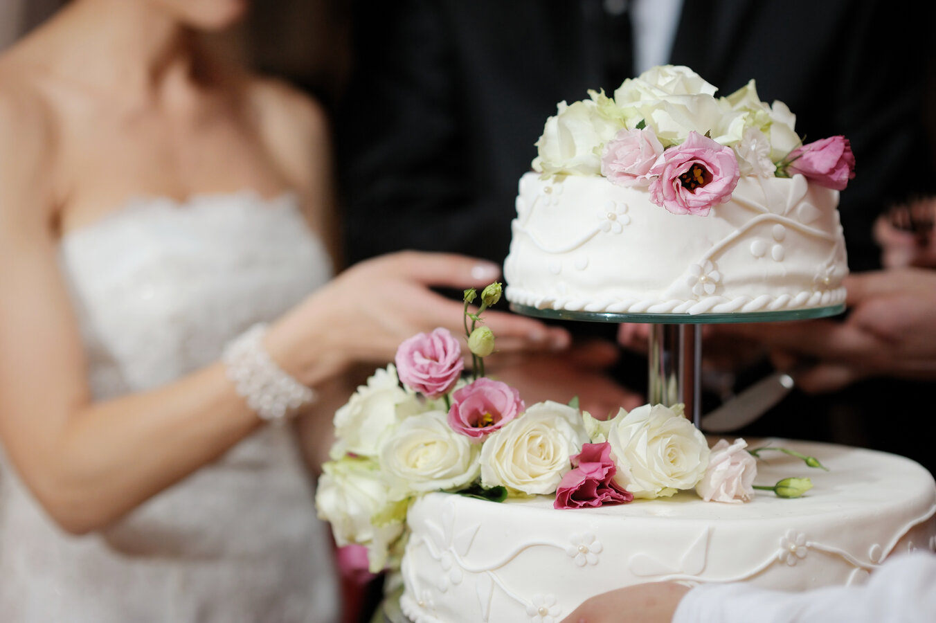 Pastries And Wedding Cakes