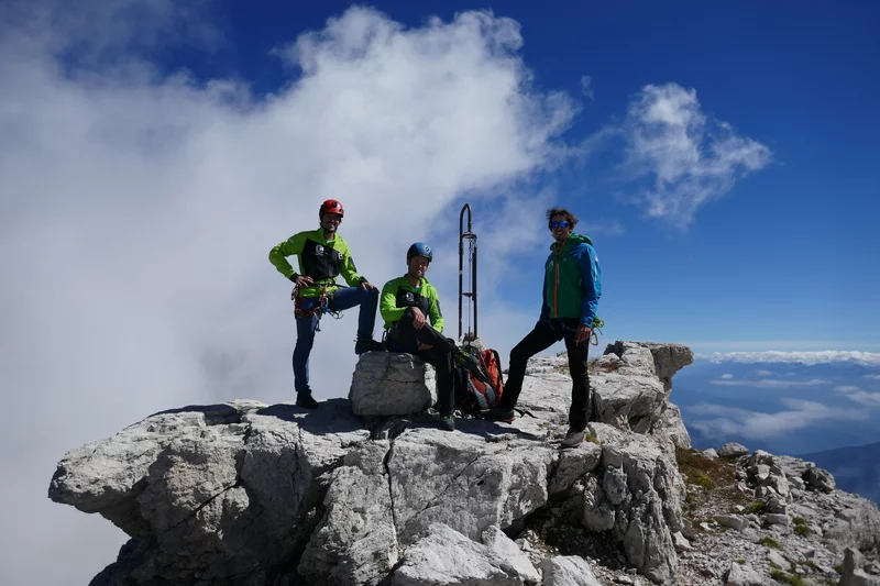 Mountain Friends - Guide Alpine e Accompagnatori di Media Montagna Pinzolo