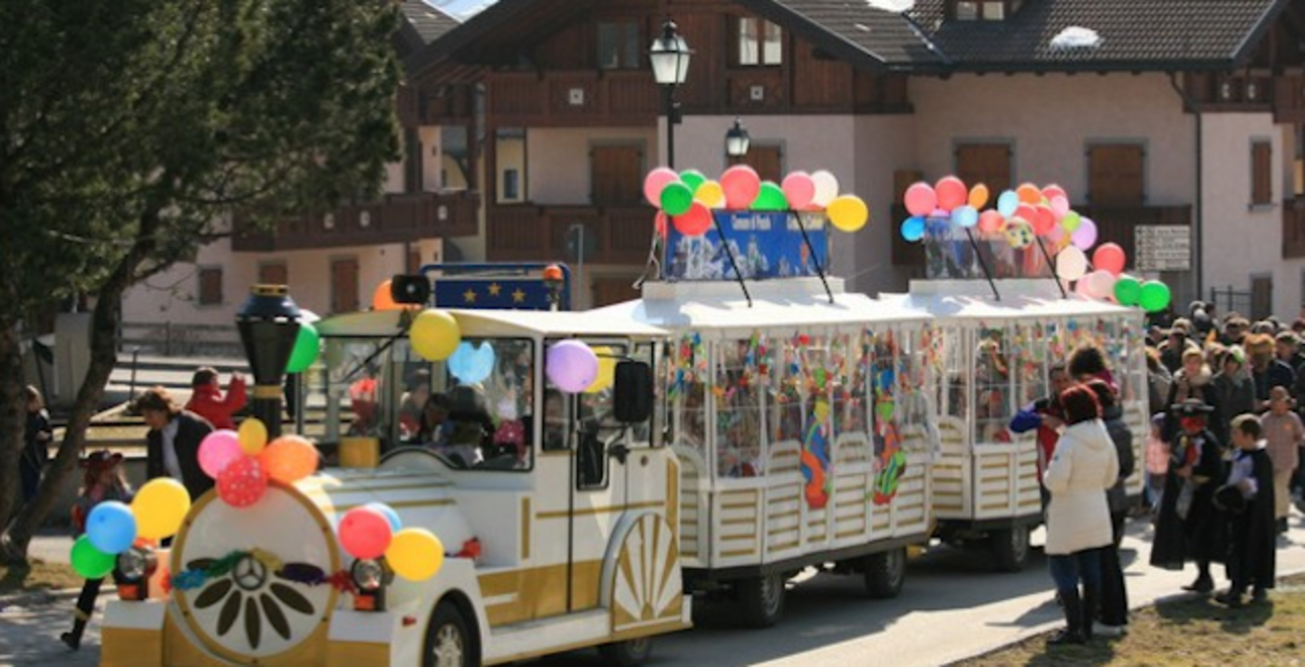 Trenino Pinzolo Carisolo Giustino